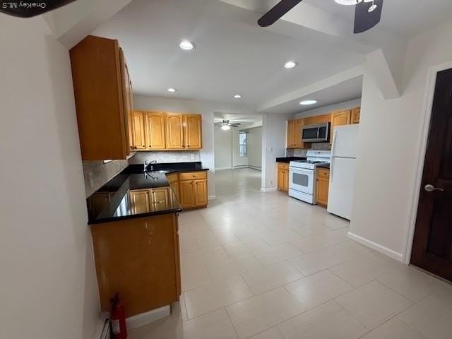 487 5th Avenue - Photo 4 of 11