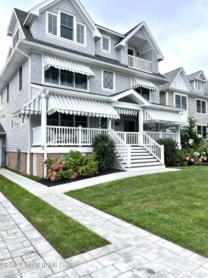 303 Pennsylvania Ave - Photo 4 of 43