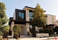 8890 Rosewood Ave - Photo 1 of 1