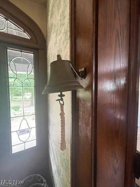 30 Casterton Avenue #N - Photo 4 of 31