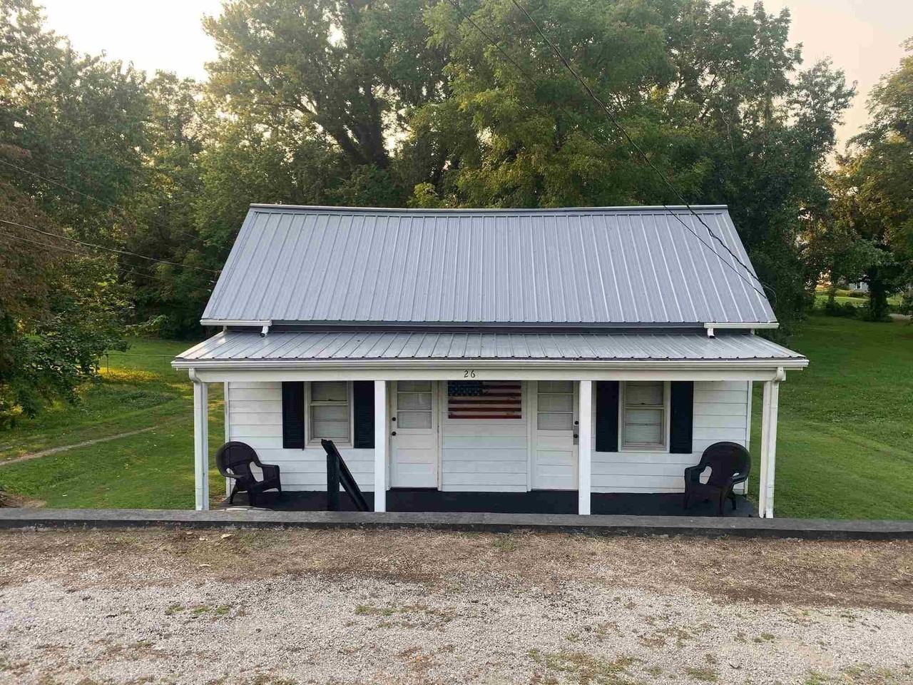 26 Kinsey Ave Unit 2 #2 - Photo 2 of 34