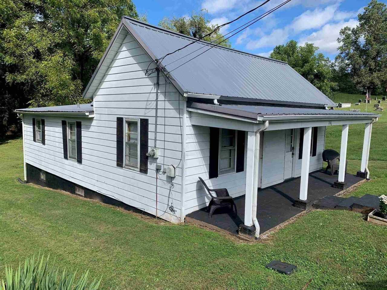 26 Kinsey Ave Unit 2 #2 - Photo 5 of 34