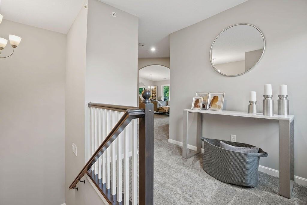 2459 Bella Rdg - Photo 3 of 40