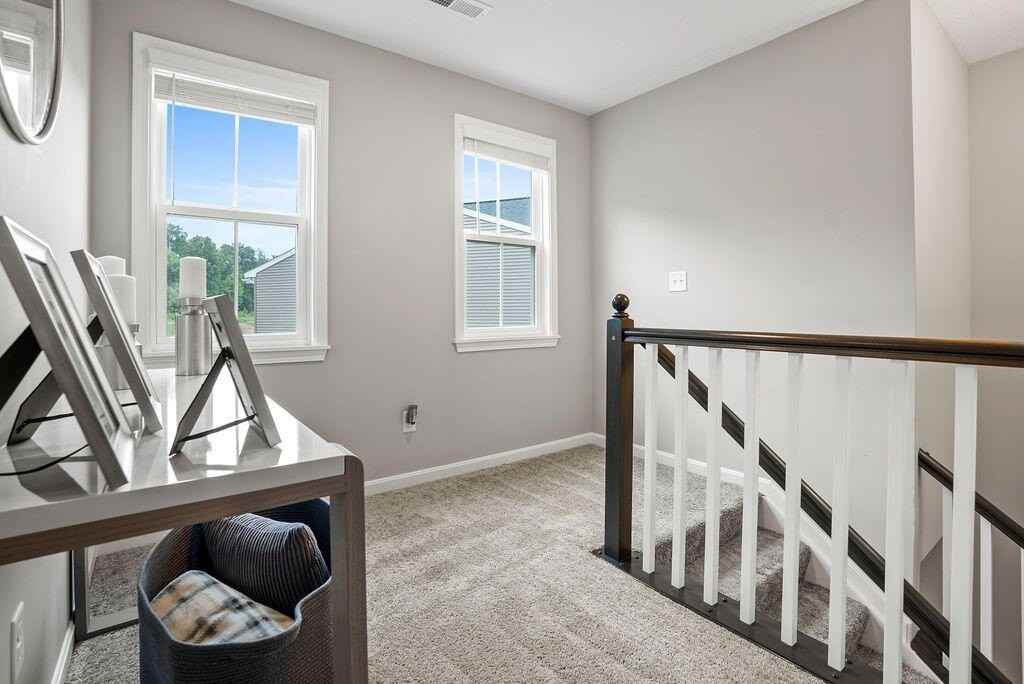 2459 Bella Rdg - Photo 4 of 40