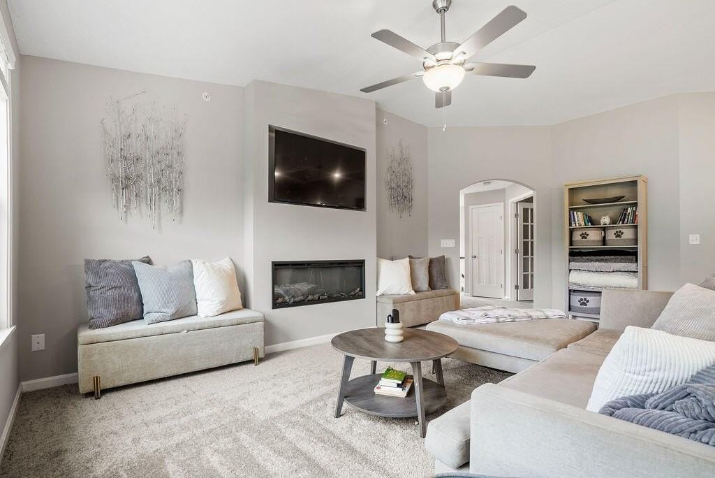 2459 Bella Rdg - Photo 6 of 40