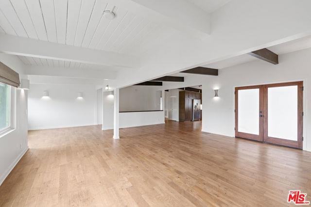 1042 Olancha Dr - Photo 7 of 8