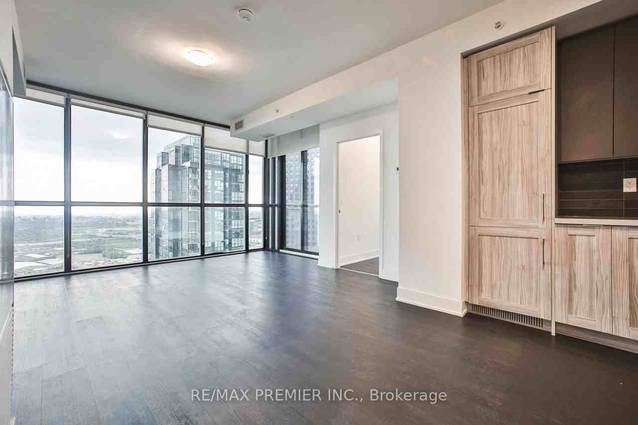 Jane St & Hwy 7 - Photo 3 of 17