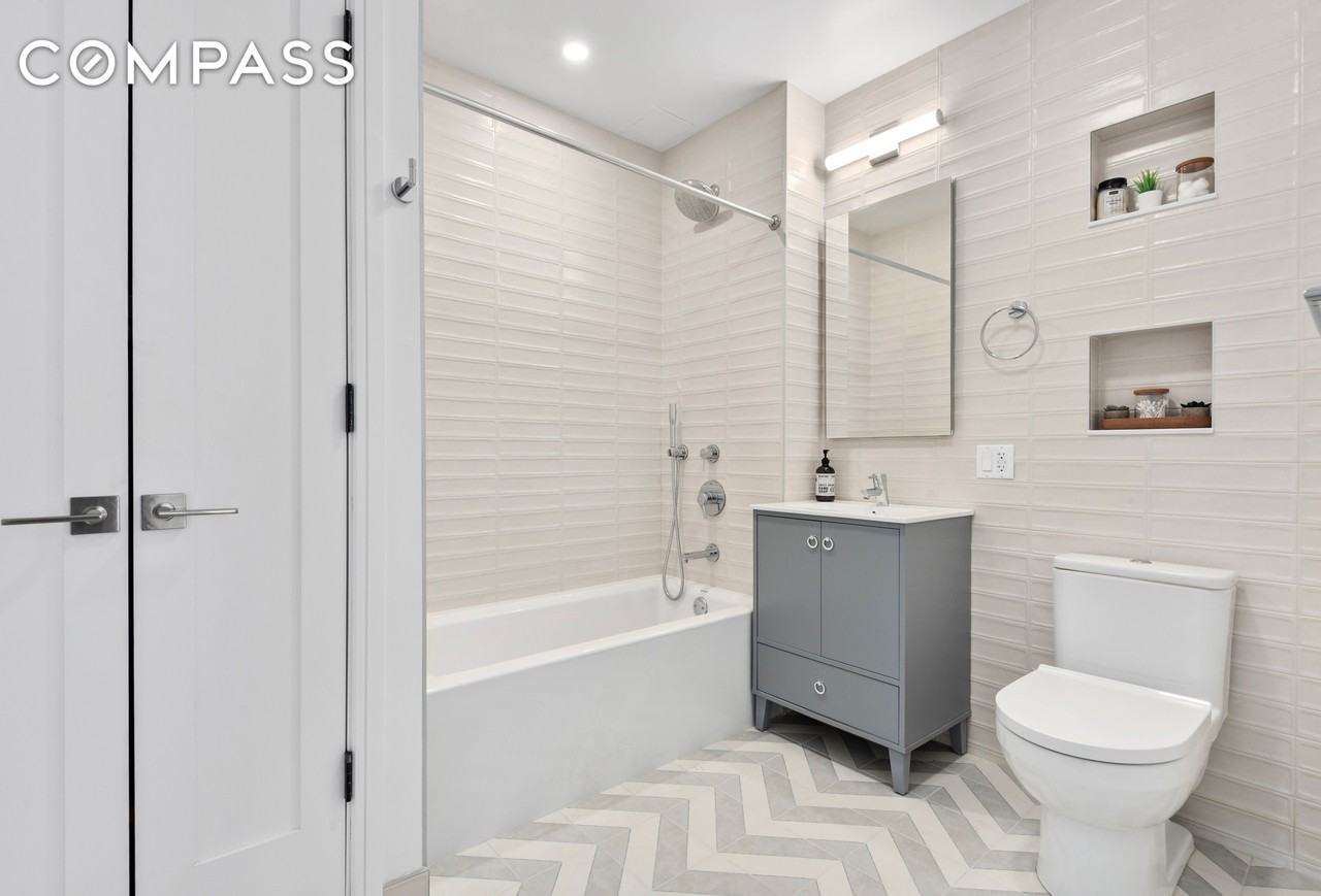 1 Lenox Road #2B - Photo 4 of 5