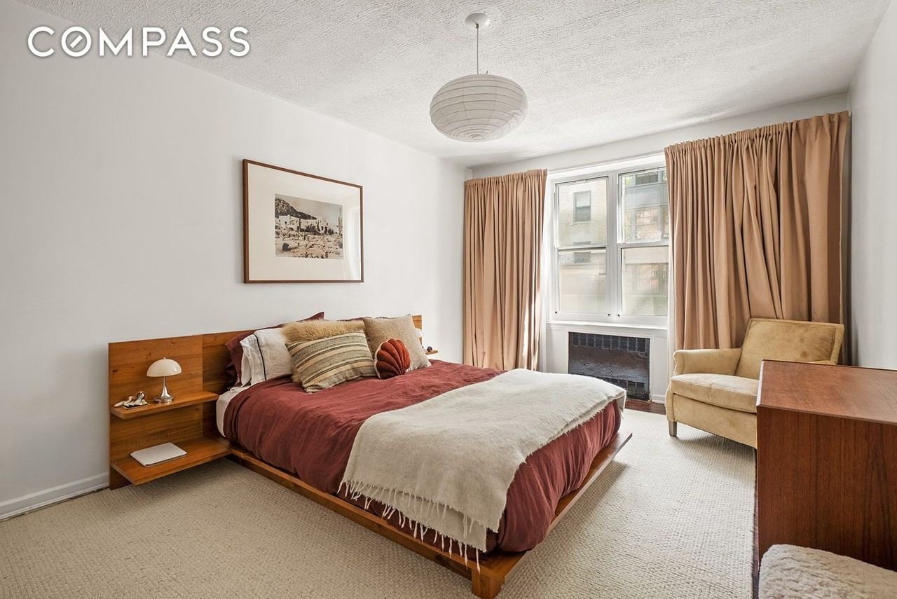 3326 82nd St #1H - Photo 4 of 11