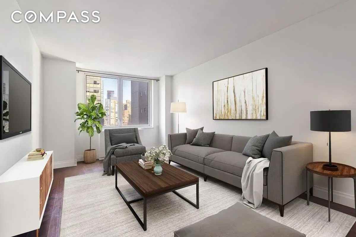 212 E 47th St #21D - Photo 4 of 13