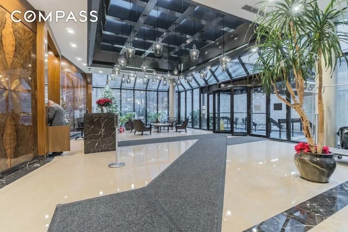 212 E 47th St #21D - Photo 7 of 13