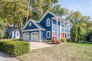 featured image of 685 Deer Street