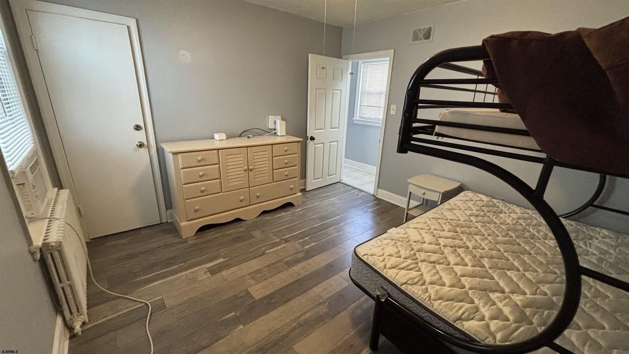 14 N Marion Ave - Photo 7 of 16