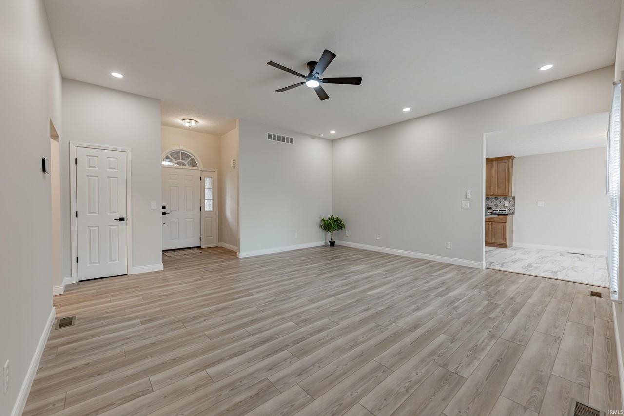 3555 Katalla Dr - Photo 5 of 26