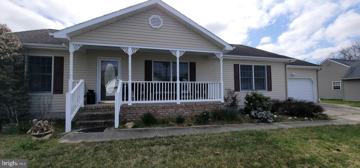 featured image of 16891 Essex Road