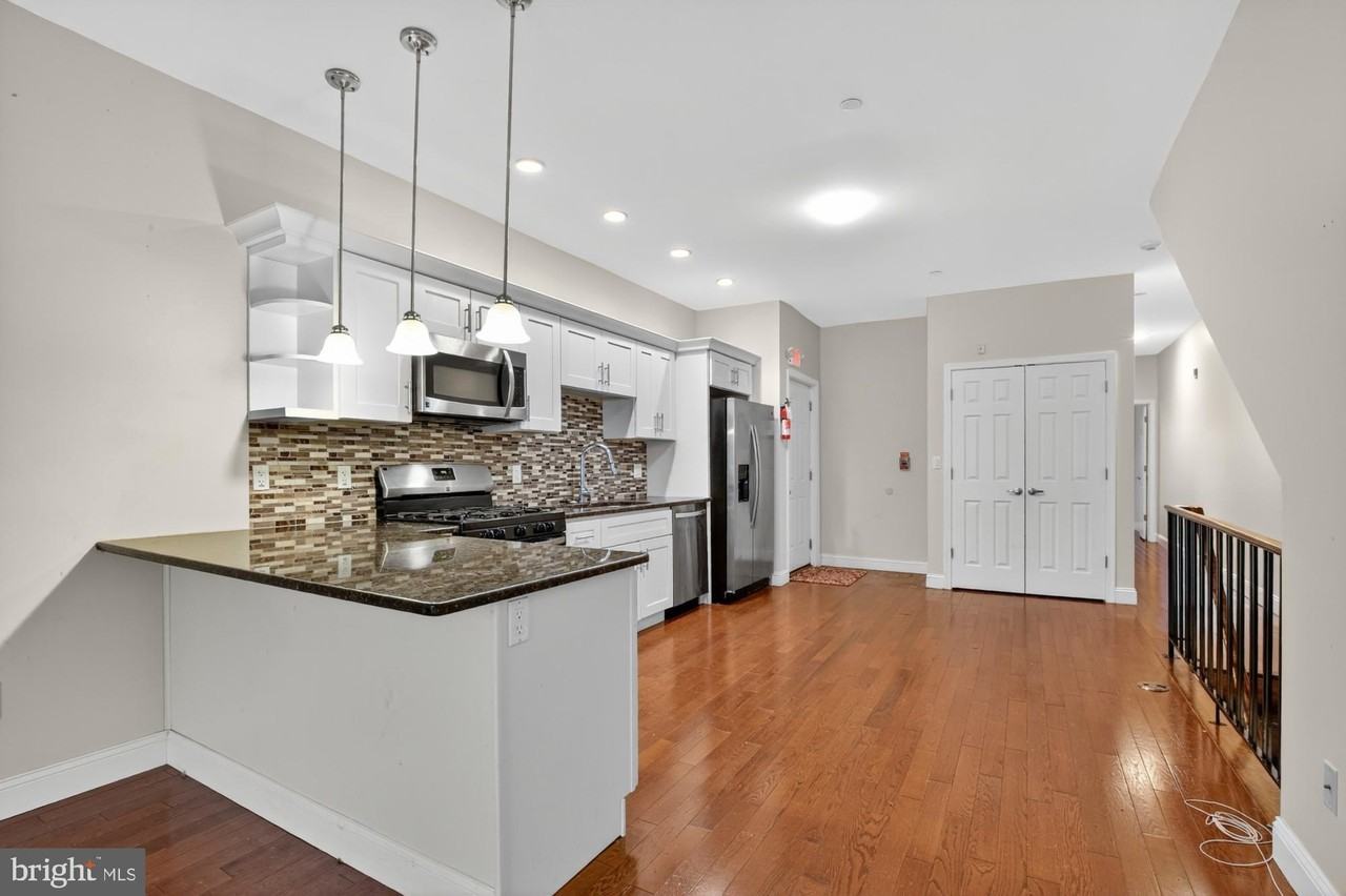 1802 East Huntingdon Street #1 - Photo 2 of 21