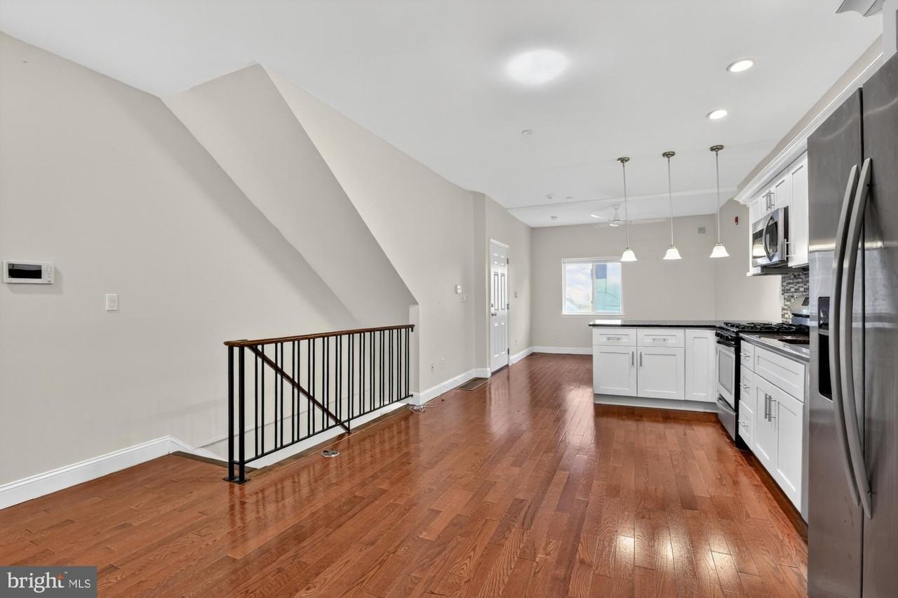 1802 East Huntingdon Street #1 - Photo 7 of 21