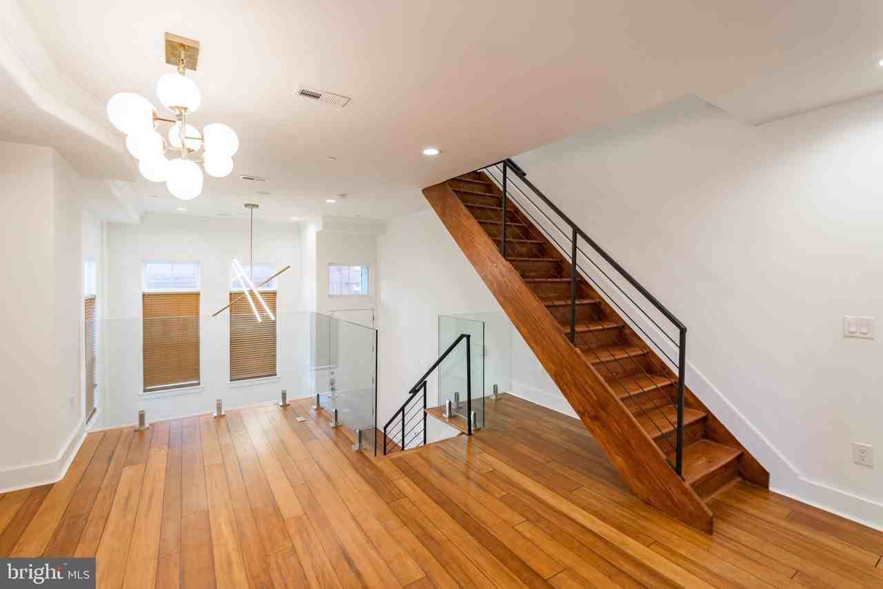 601 Mcclellan Street - Photo 7 of 33