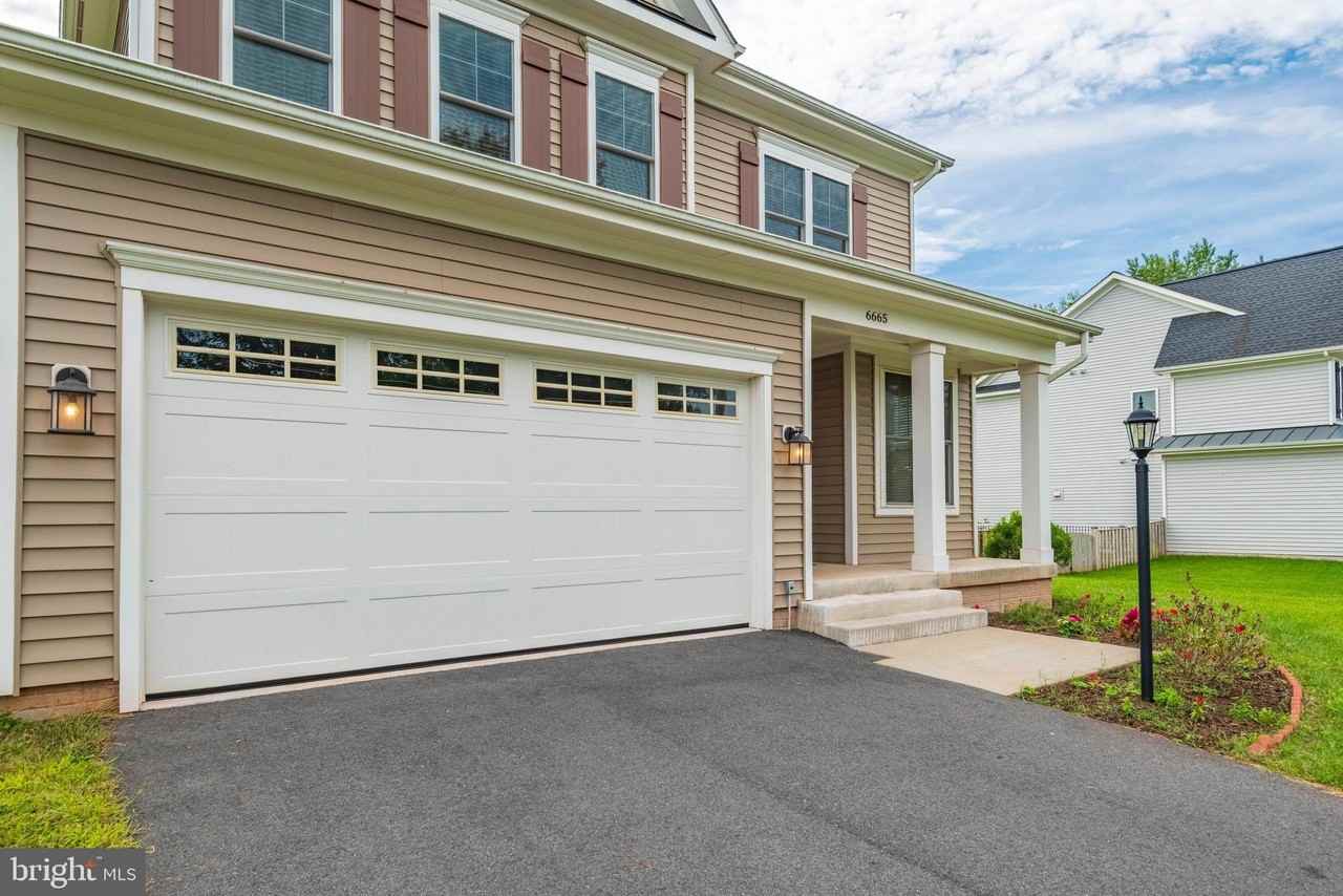 6665 Fayette Street - Photo 3 of 31