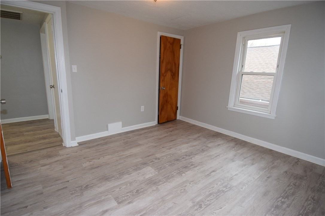 3224 Brodhead Rd - Photo 2 of 18