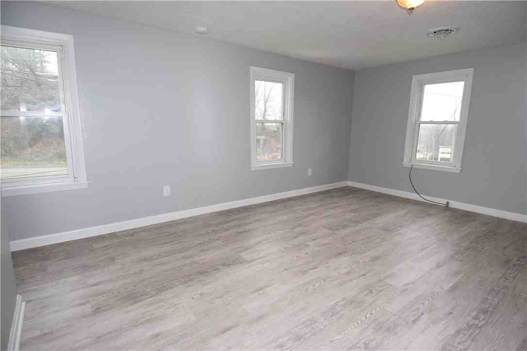 3224 Brodhead Rd - Photo 4 of 18