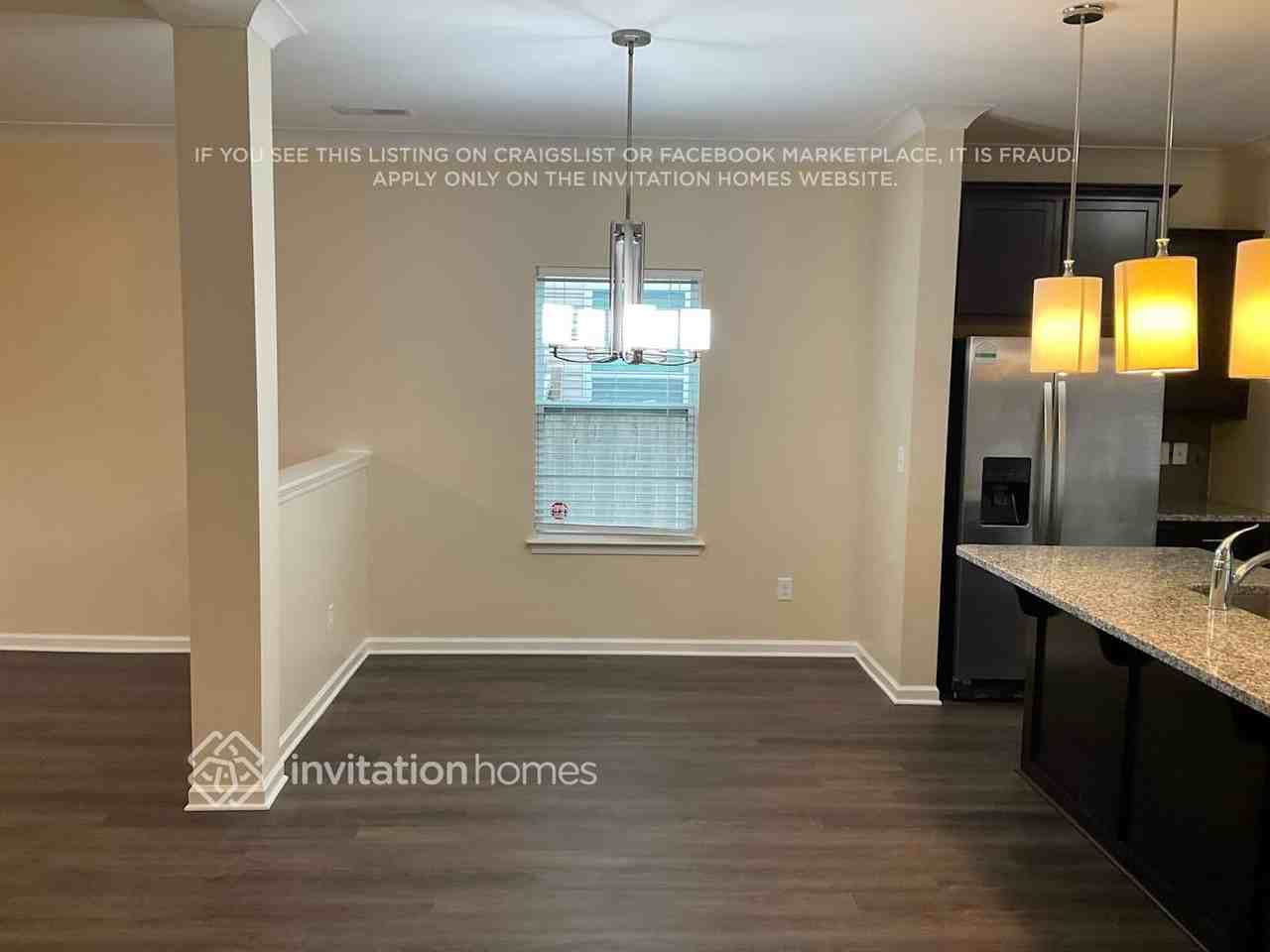 8130 Dumphries Dr - Photo 3 of 15