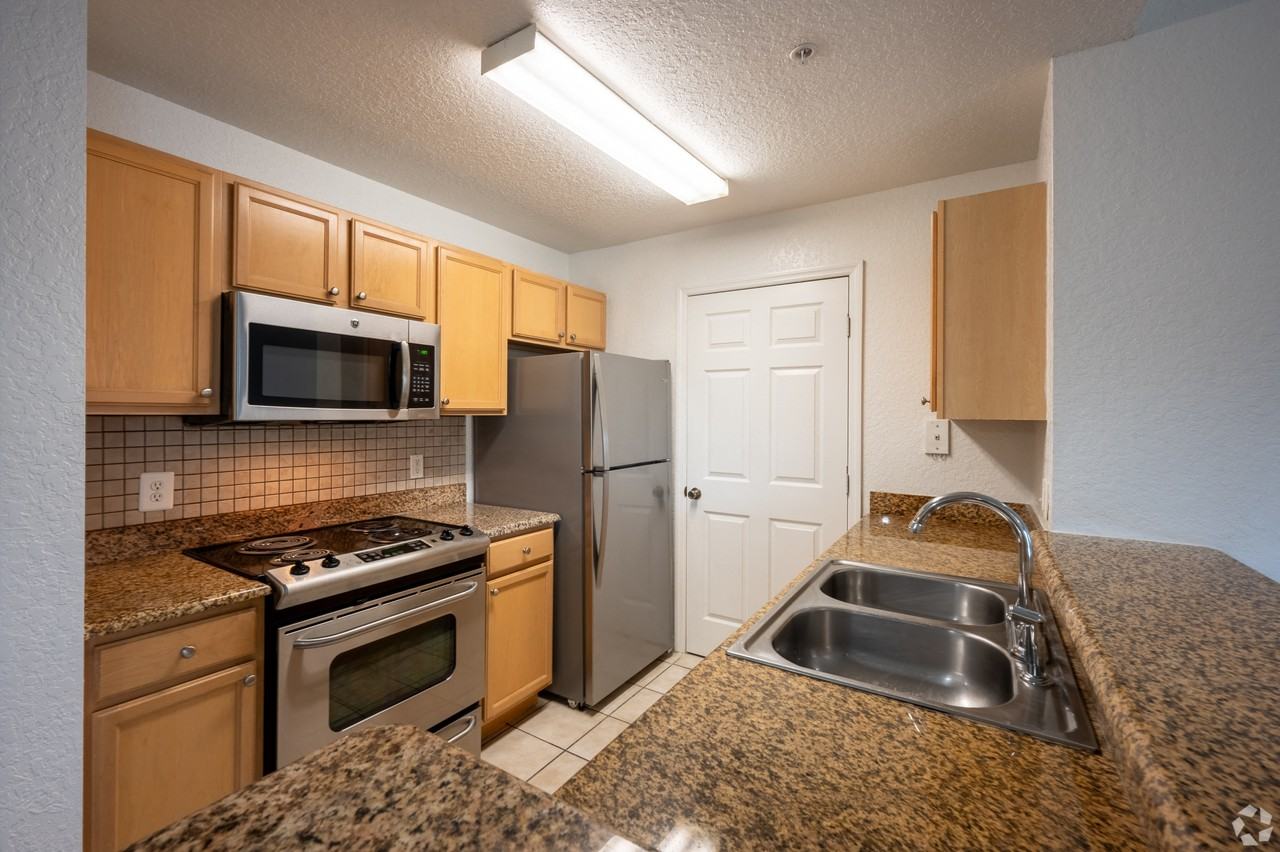 Enterprise Cove Apts - Photo 7 of 14