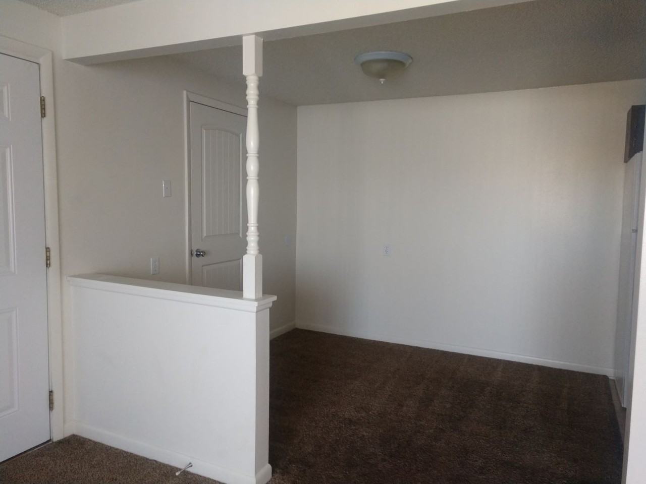 Executive Plaza Apartments - Photo 7 of 15