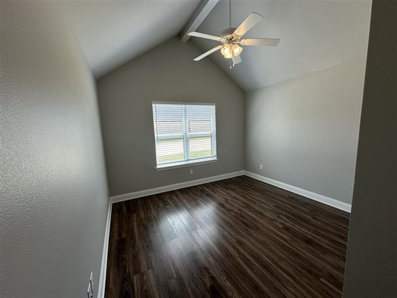 10722 Church Street - Photo 3 of 23
