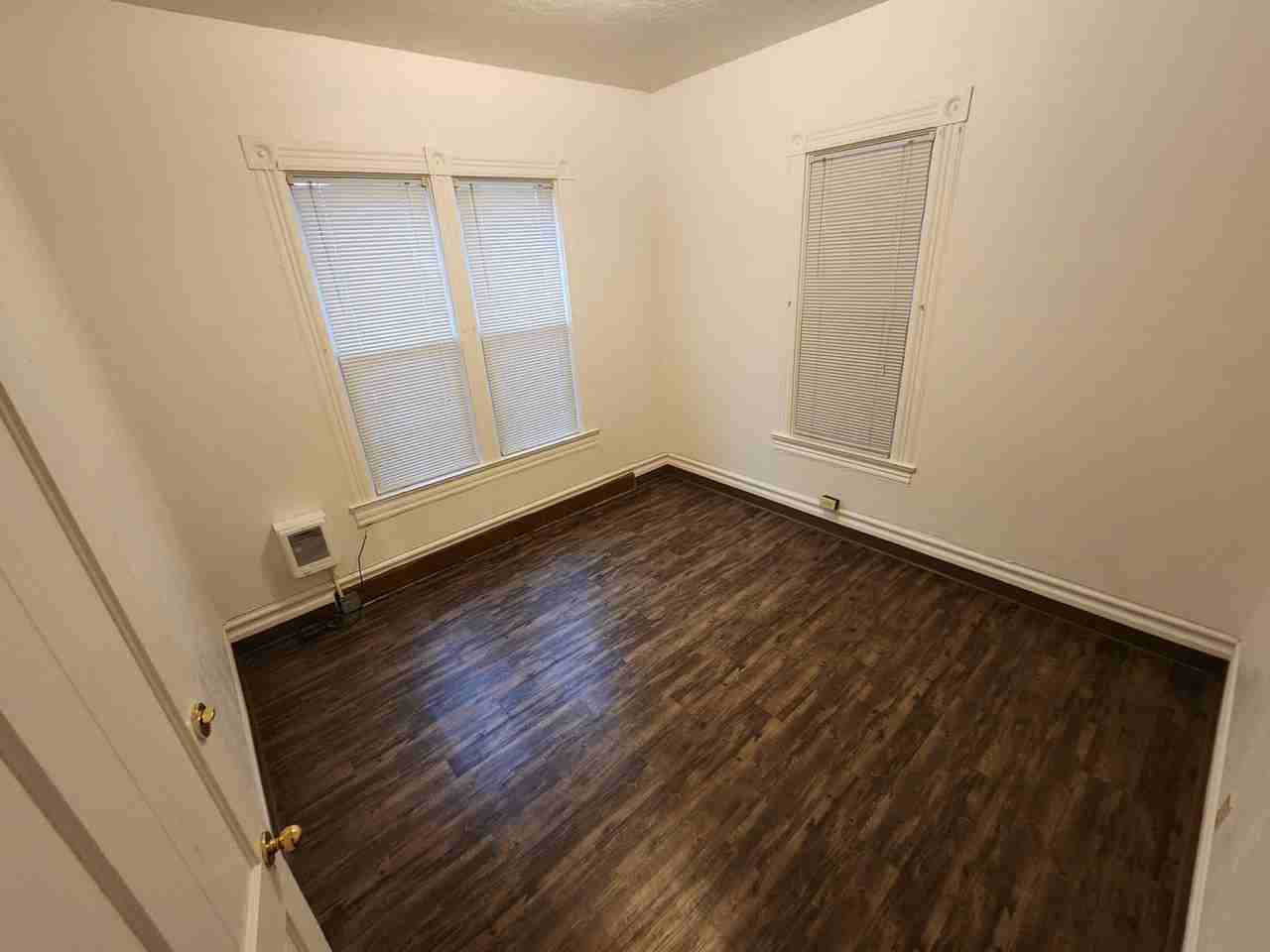 620 Northeast Maple Street - Photo 6 of 12