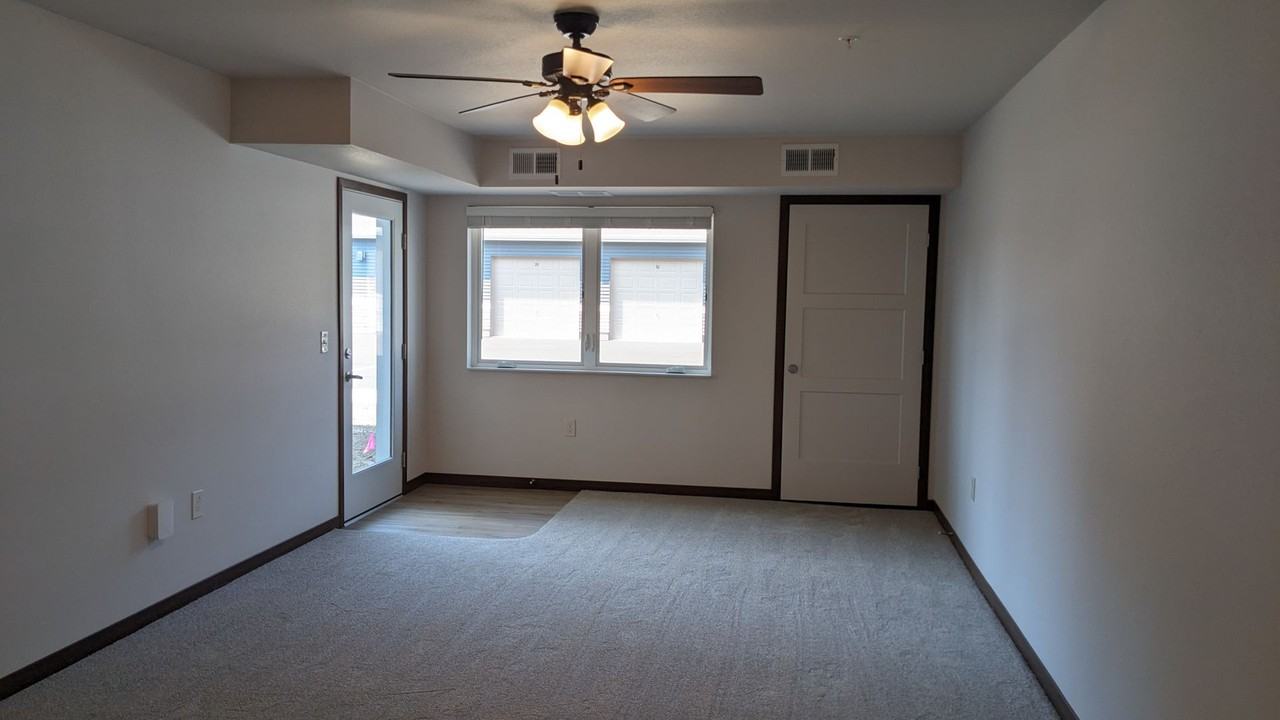 Birch Grove Estates 3 - Photo 4 of 33