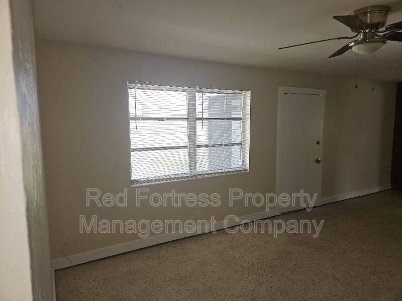 2530 Kennesaw St - Photo 2 of 12