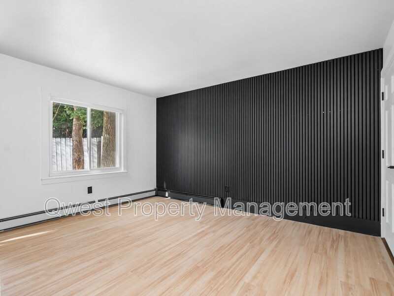 414 Rose St - Photo 2 of 10