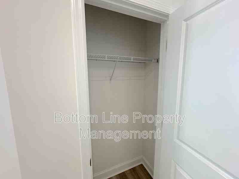 2938 Clyde Dr - Photo 5 of 43