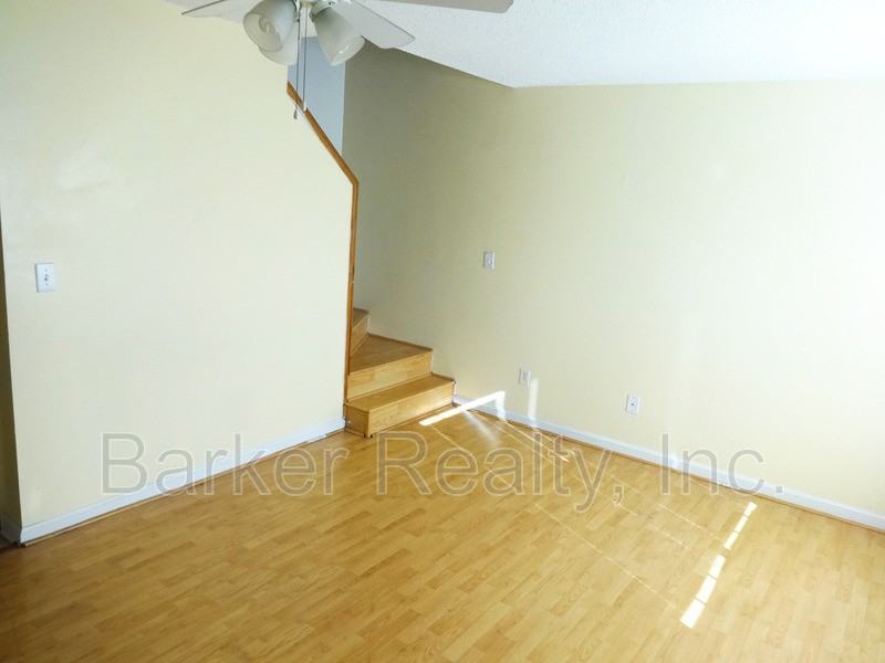 5515 Bringle Ct - Photo 3 of 7