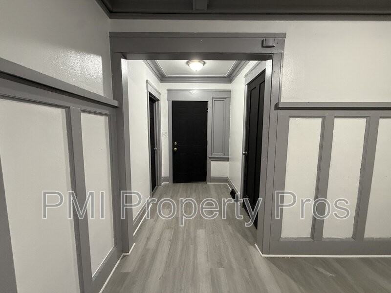 1213 N 30th St - Photo 2 of 9