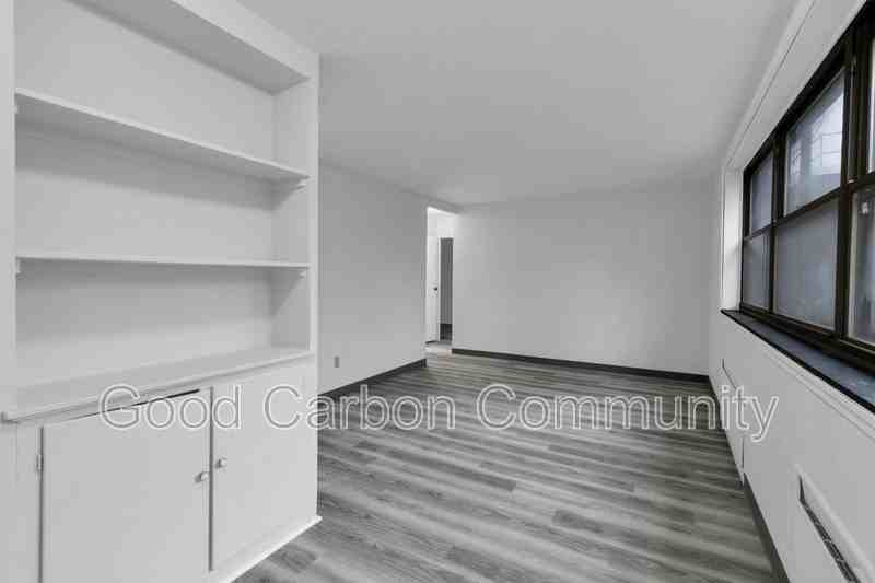 1022 Delaware Avenue #A08