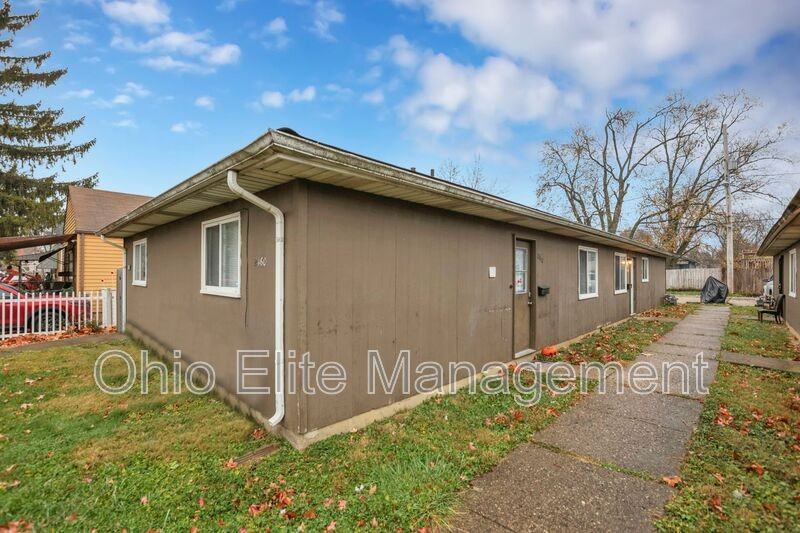 2460 Hiawatha St - Photo 2 of 23