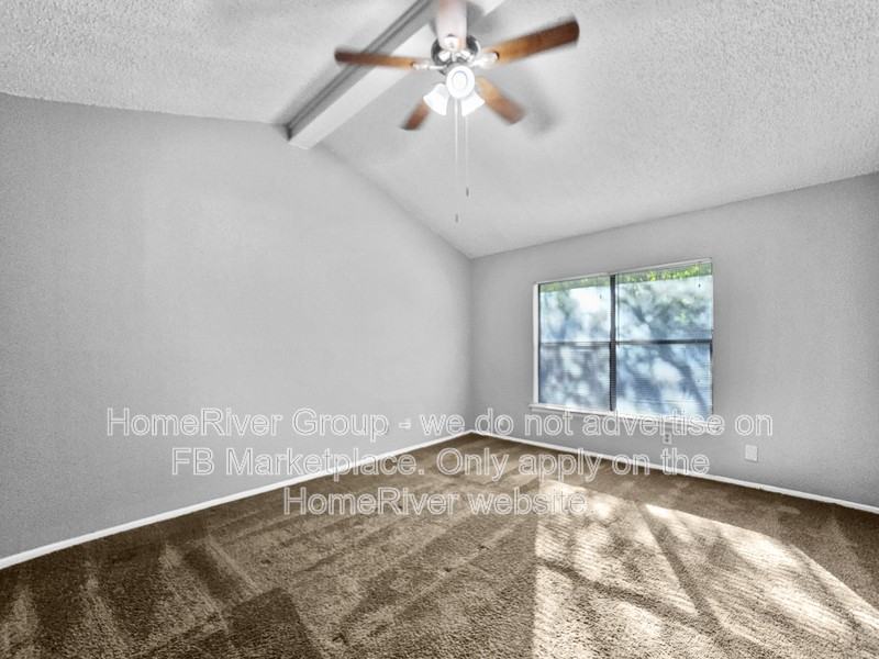 3930 Heritage Hill Dr - Photo 7 of 27