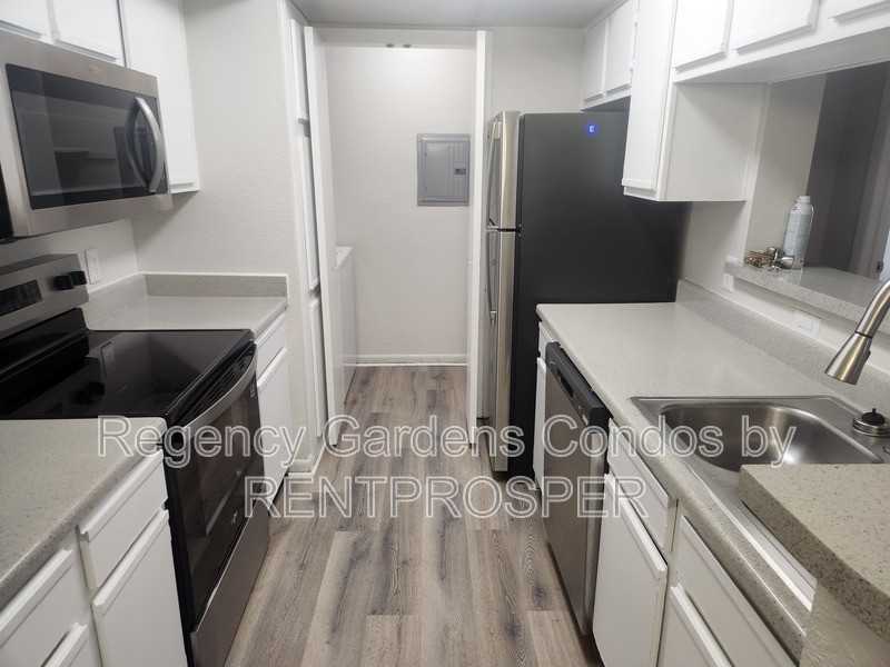 4460 Perkinshire Ln #104 - Photo 5 of 20