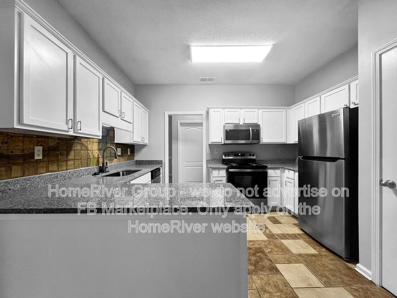 8300 Wesley Woods Cir - Photo 3 of 26