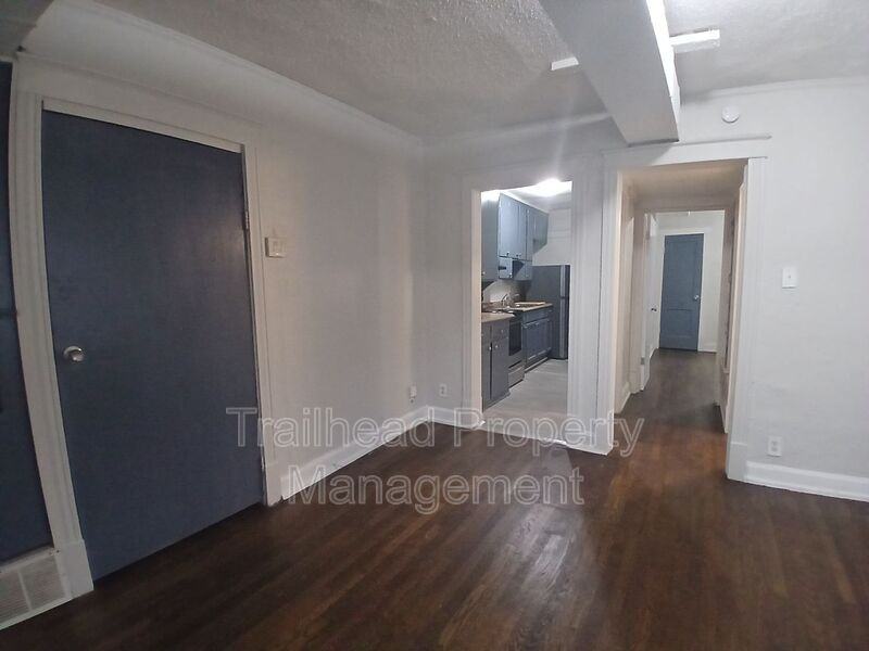 104 N Indiana Ave #2S - Photo 5 of 17