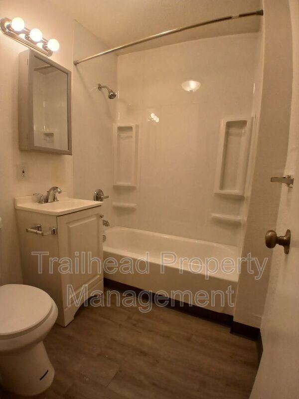 104 N Indiana Ave #2S - Photo 7 of 17