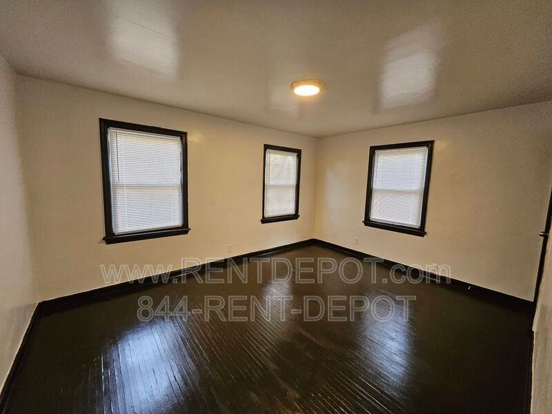 1133 Bayard Park Dr #B - Photo 7 of 8