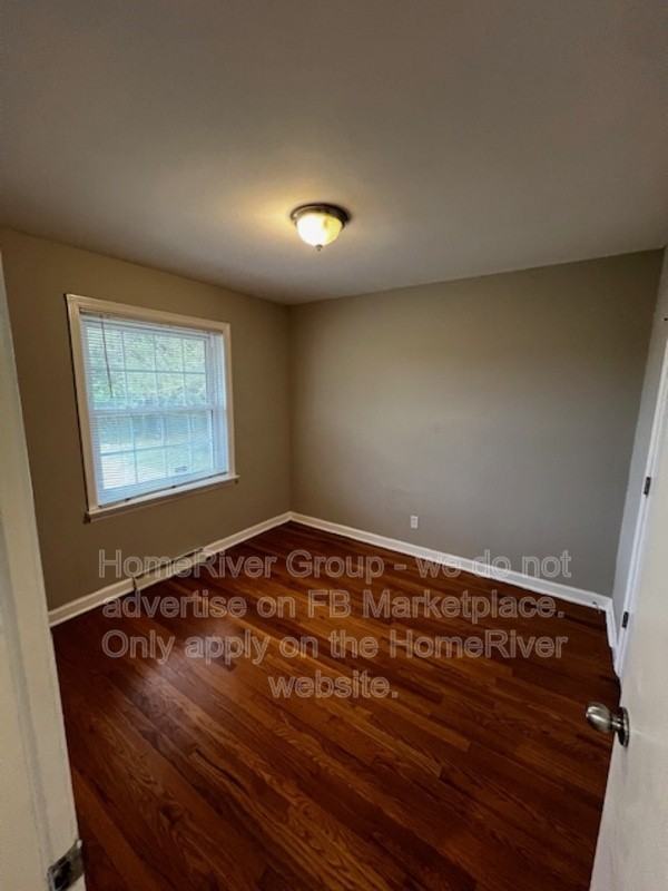 325 Royce Dr - Photo 6 of 10