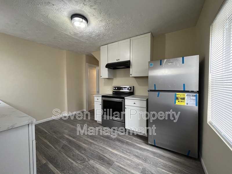 1042 E 16th Ave - Photo 7 of 19