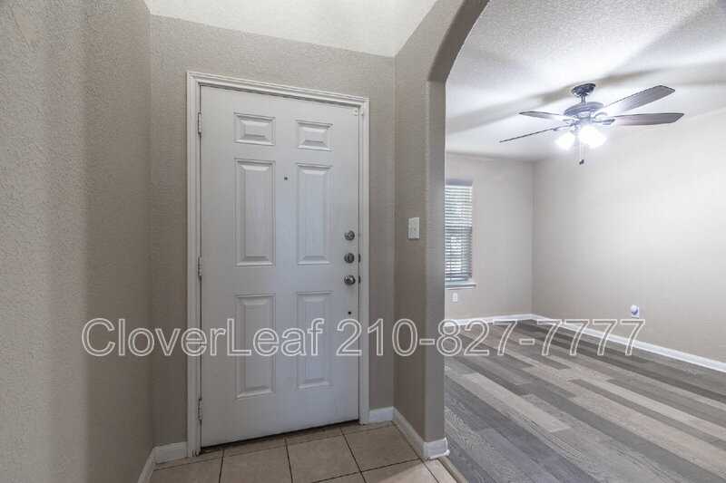 6202 Luckey Run - Photo 5 of 40