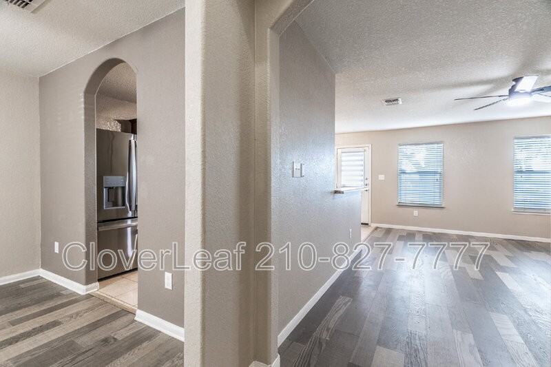 6202 Luckey Run - Photo 6 of 40