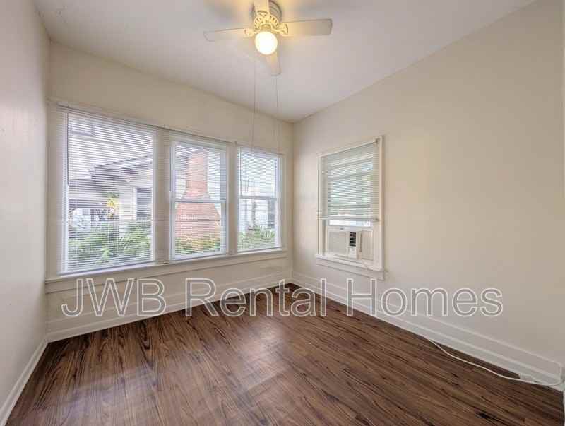 2022 Dellwood Ave #1 - Photo 7 of 10