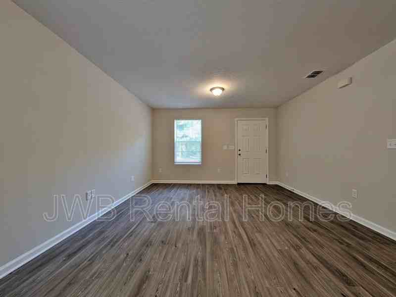 5741 Teeler Ave - Photo 5 of 9